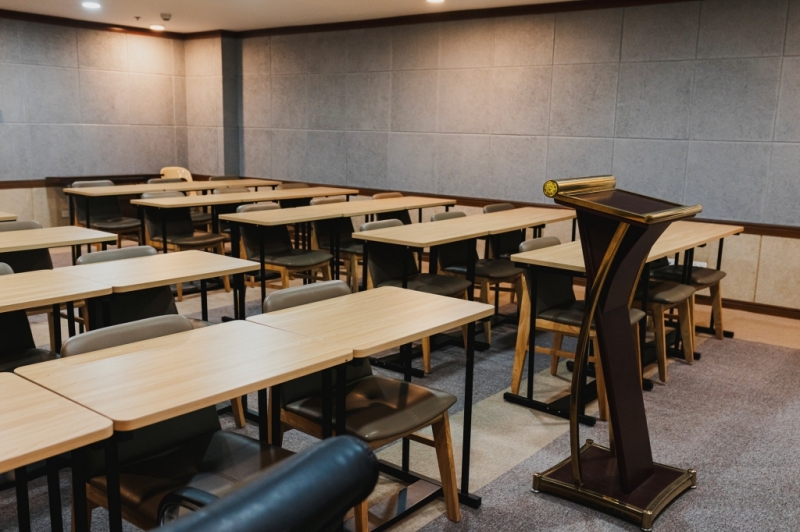フィリピン留学 Cebu21 - CIA-CONFERENCE ROOM-2